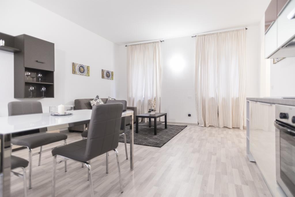 Hemeras Boutique Homes - City Center Design Flats Мілан Екстер'єр фото