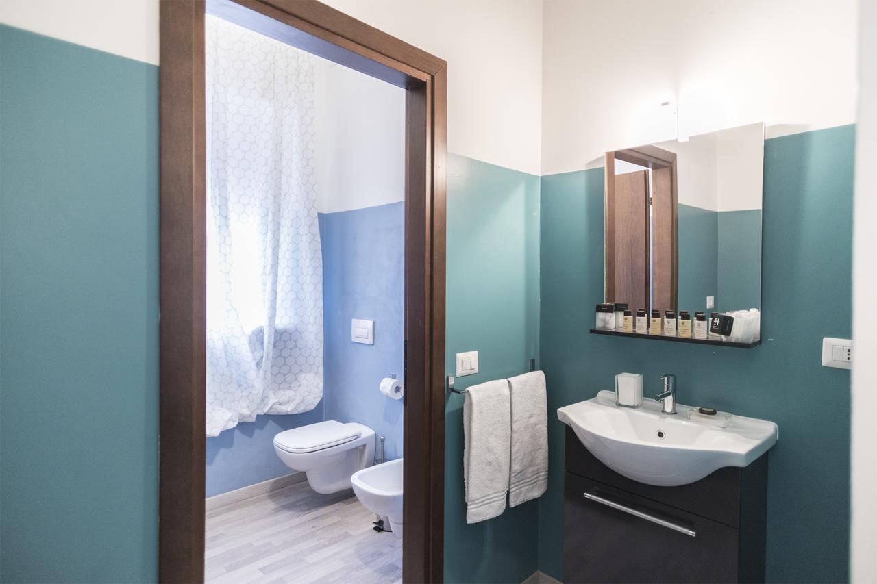 Hemeras Boutique Homes - City Center Design Flats Мілан Екстер'єр фото