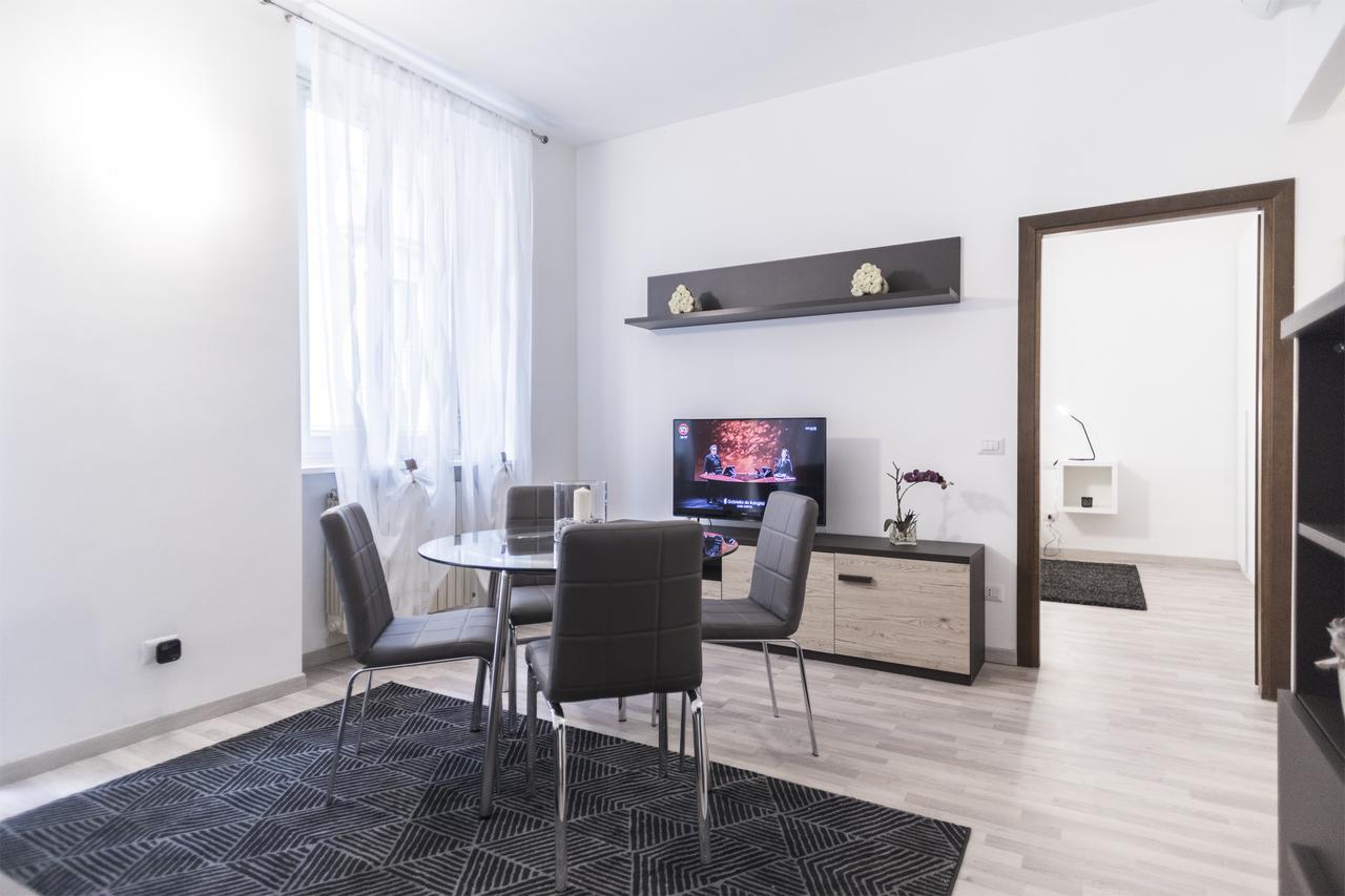 Hemeras Boutique Homes - City Center Design Flats Мілан Екстер'єр фото